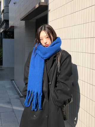 Heavy Long Boucle Muffler
