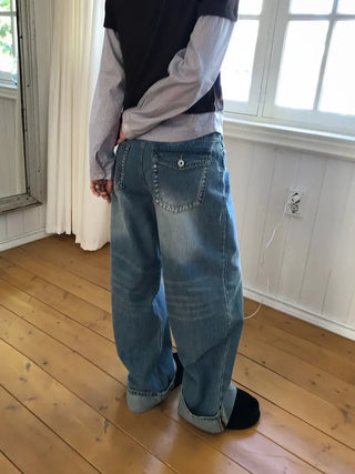 Back Pocket Washed Rolled-Up Wide Jeans