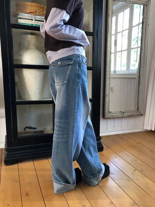 Back Pocket Washed Rolled-Up Wide Jeans