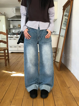 Back Pocket Washed Rolled-Up Wide Jeans