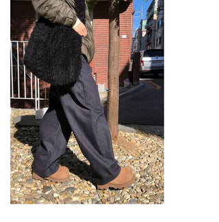 Buff Non-Fade Wide Jeans