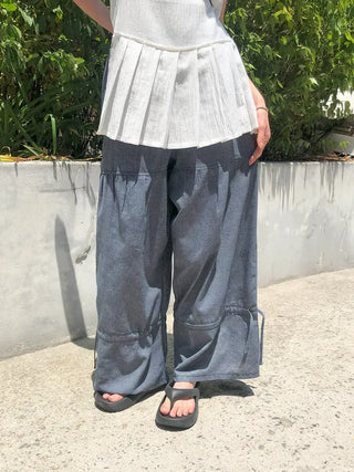 Striped Shirred Pleated Wide Fanding Pants