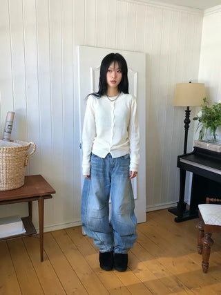 Line Curve Washed Balloon Jeans