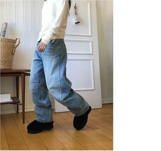 Line Curve Washed Balloon Jeans