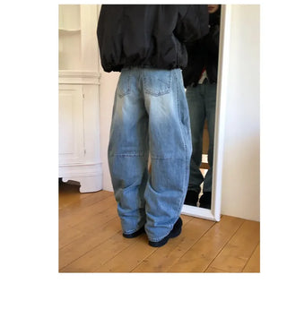 Line Curve Washed Balloon Jeans
