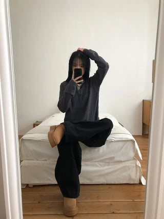 Med Henley Neck Button Knit