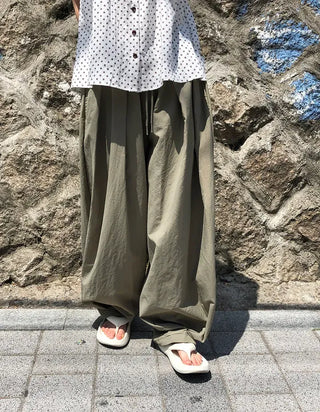Nylon Pintuck Wide Elastic Waist Balloon Pants