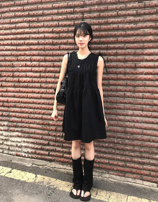 Shoulder Ribbon Shirred Sleeveless Midi Dress