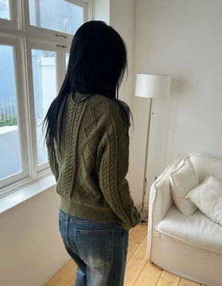 Simon Cable Round Knit