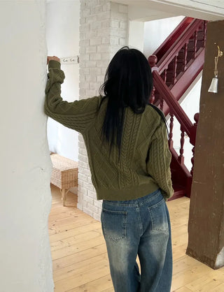 Simon Cable Round Knit