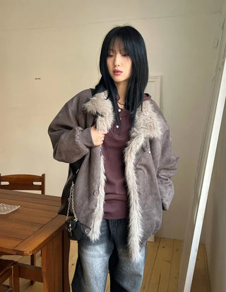 Big chain shoulder bag