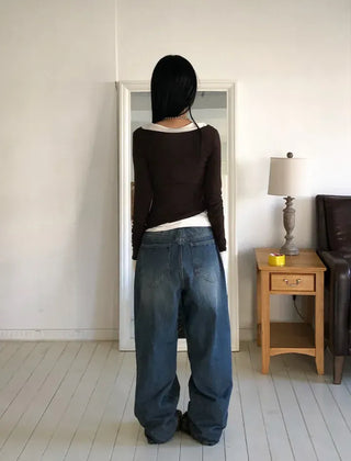 Dipping V-neck Long Sleeve