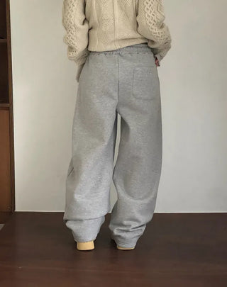 Genie Pintuck Wide Sweatpants