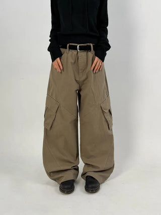 Bass Cut-out Washed Cargo Pants
