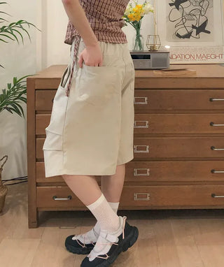 Double Pintuck Bermuda Pants