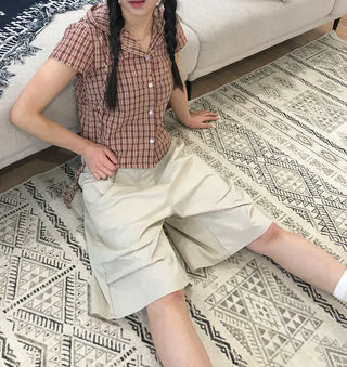 Double Pintuck Bermuda Pants