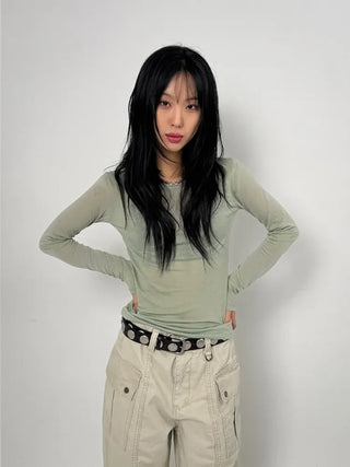 Circling stud belt