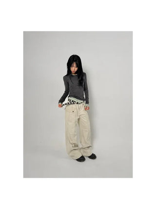 Circling stud belt