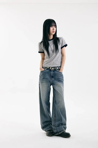 Circling stud belt