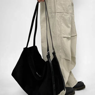 Cheddy Square Big Shoulder Bag