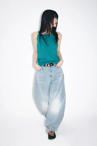 Rounded wide jeans