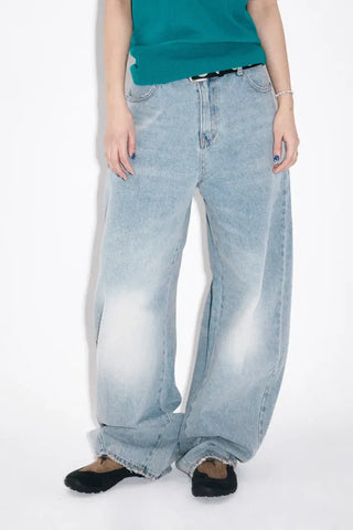 Rounded wide jeans