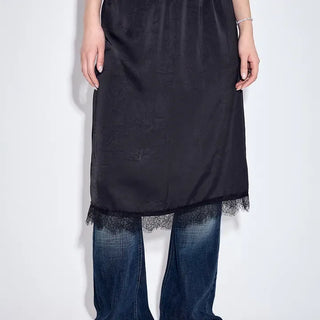 Ring Ring Lace Midi Skirt