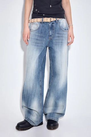 Unt Eyelet Sleeveless