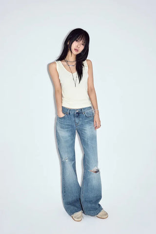 Meti Semi-Flare Jeans