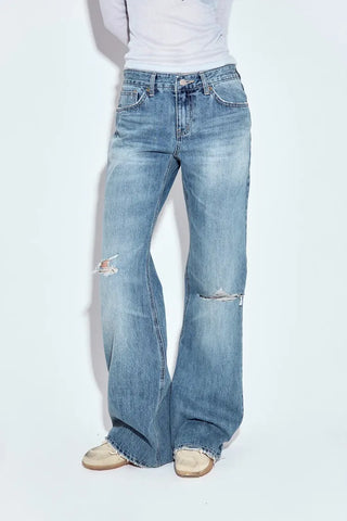 Meti Semi-Flare Jeans