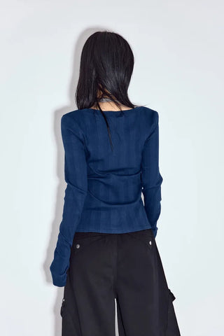 Hearty V-Long Sleeve