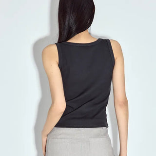 Derry Deep U-Neck Sleeveless