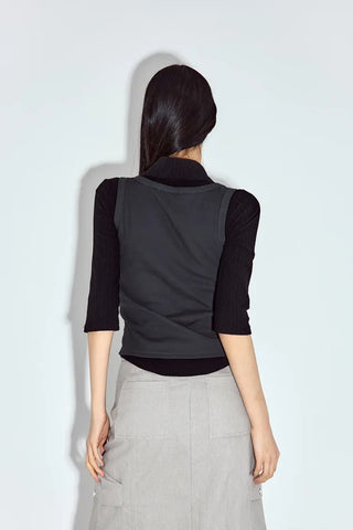 Derry Deep U-Neck Sleeveless