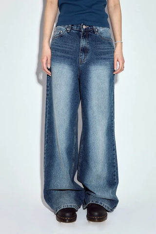 Bead-washed wide jeans