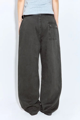 Single-pleat Piggy Wide Pants