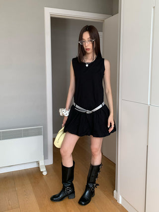 sleeveless bud vest dress