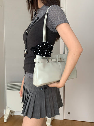 underarm tote bag