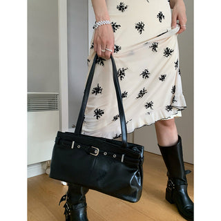 underarm tote bag
