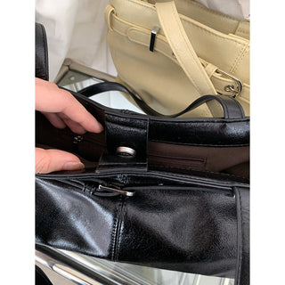 underarm tote bag