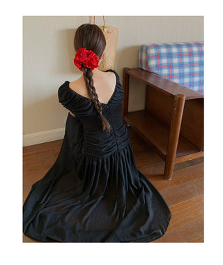 French V-neck pleated dress