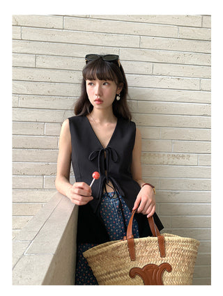 waist-controlled lace-up Top