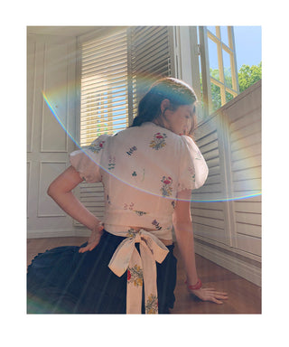 French puff sleeve top