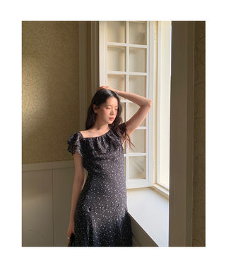 polka-dot ruffled dress