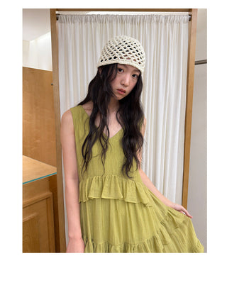 ruffled dress