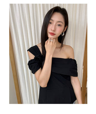 exposed shoulder shirt