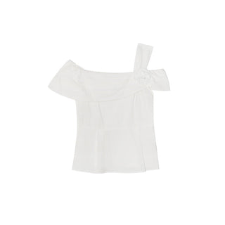 exposed shoulder shirt