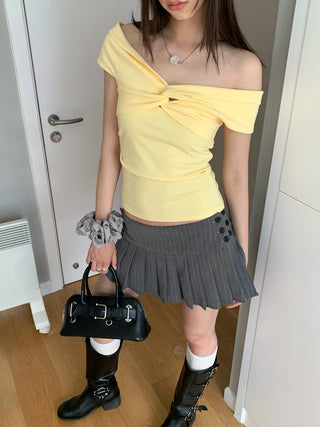pleated striped skirt