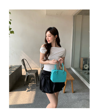 cold-shoulder top 02