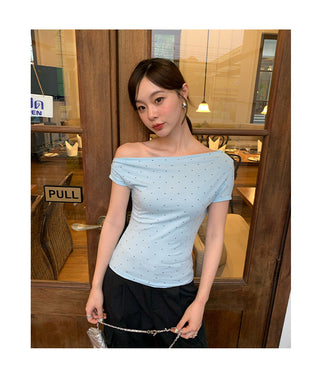 cold-shoulder top 02