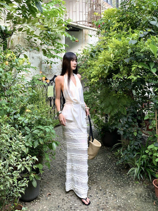 white fishtail skirt 01